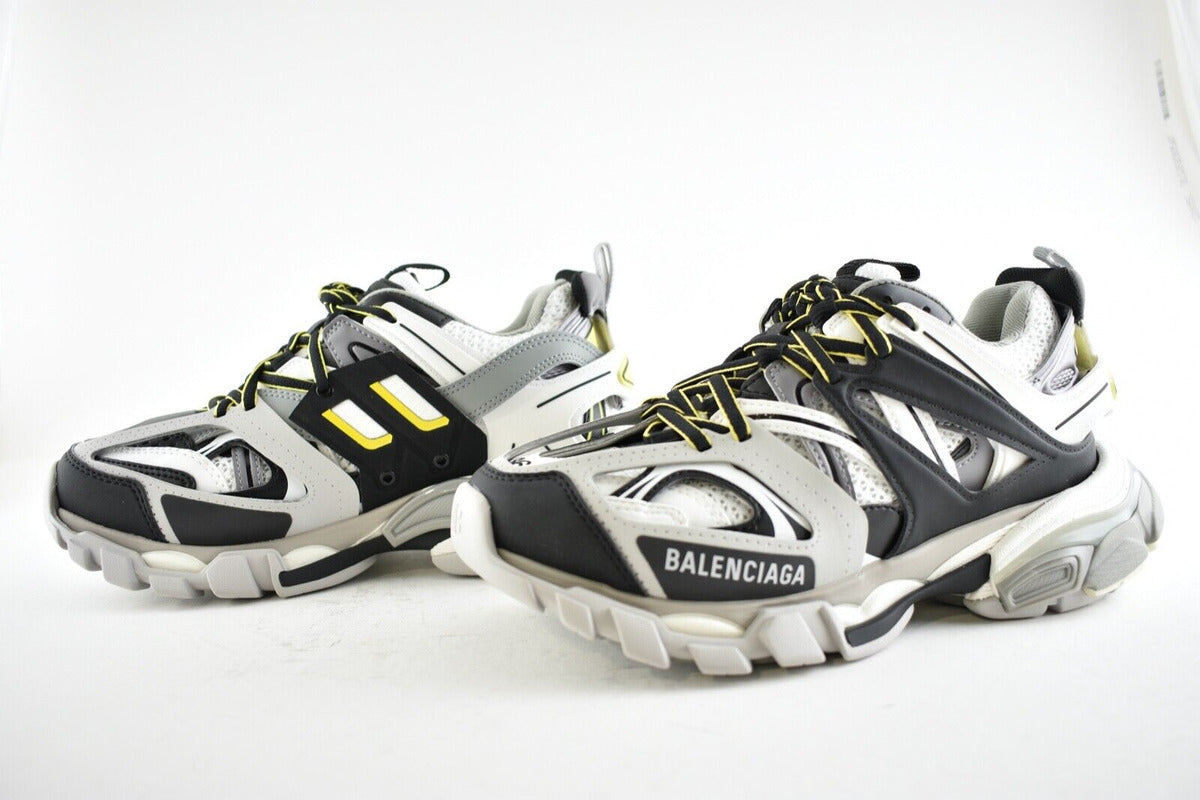 White, black and yellow Track 3.0