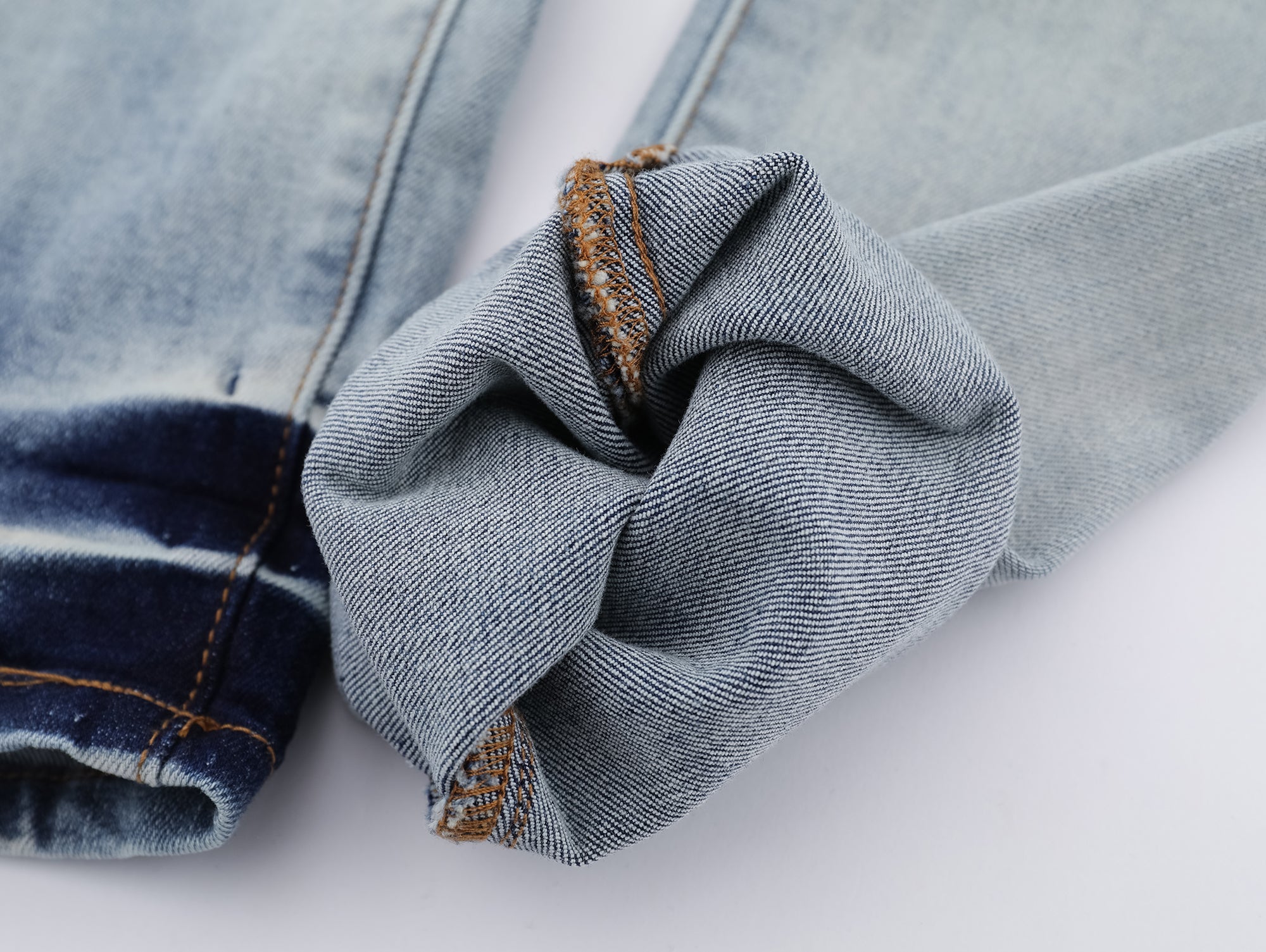 P130 Ripped Light Blue Jeans