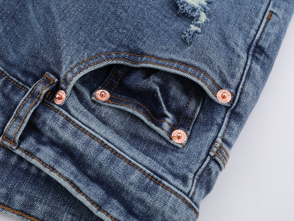 P130 Ripped Light Blue Jeans