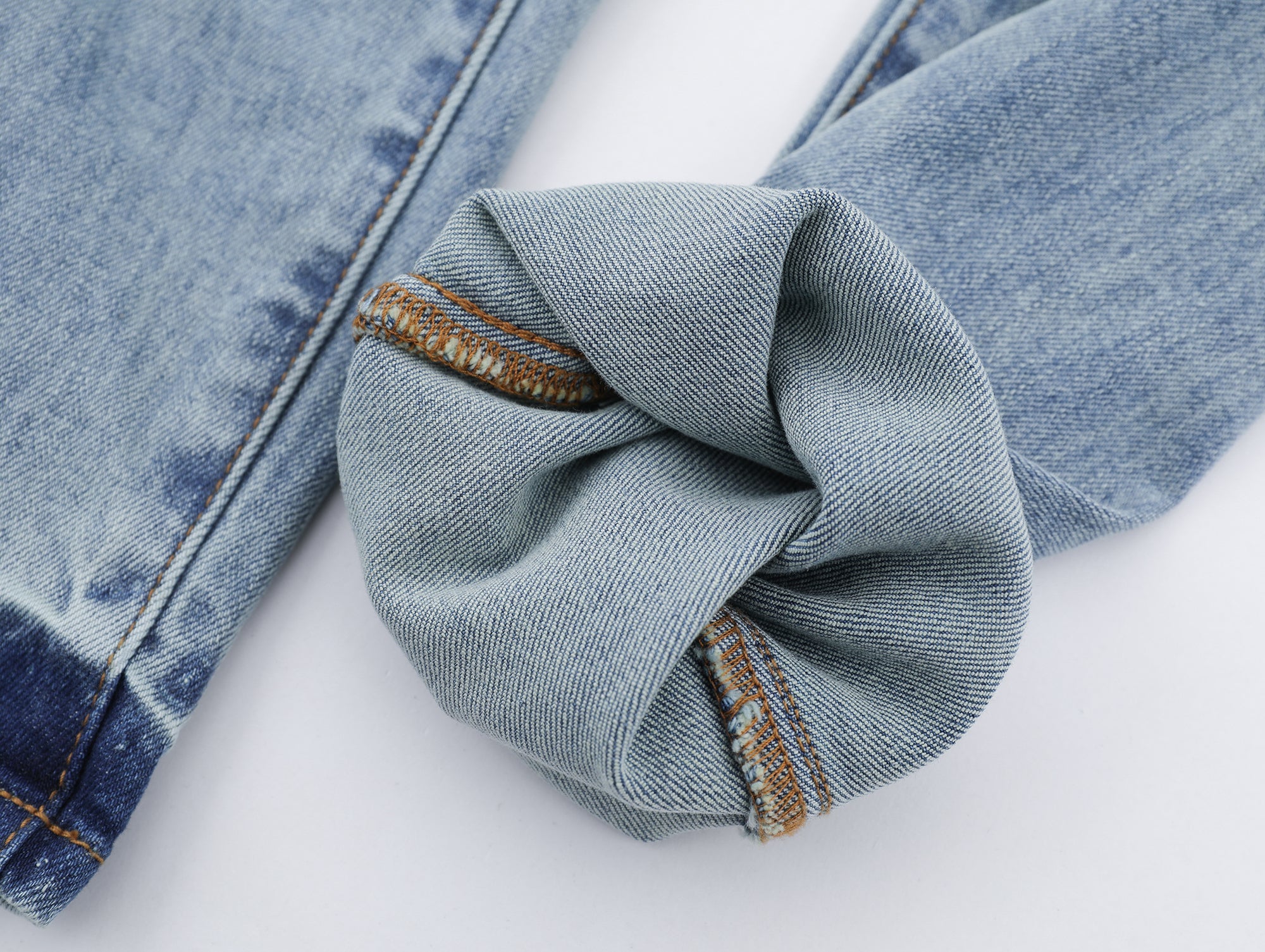 P105 Low Rise Denim Jeans