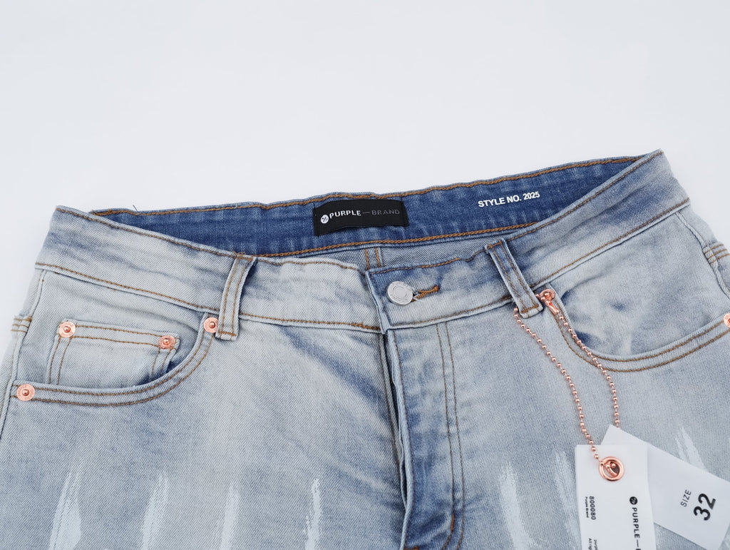 P122 Light Blue Jeans