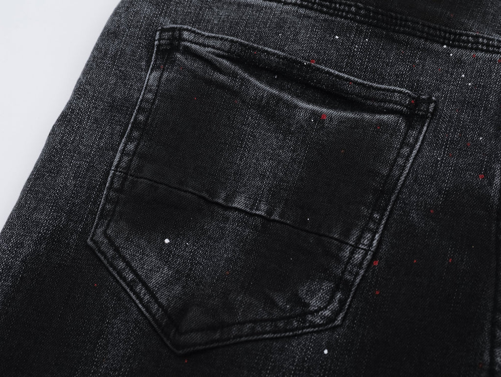 P131 Distressed Jeans