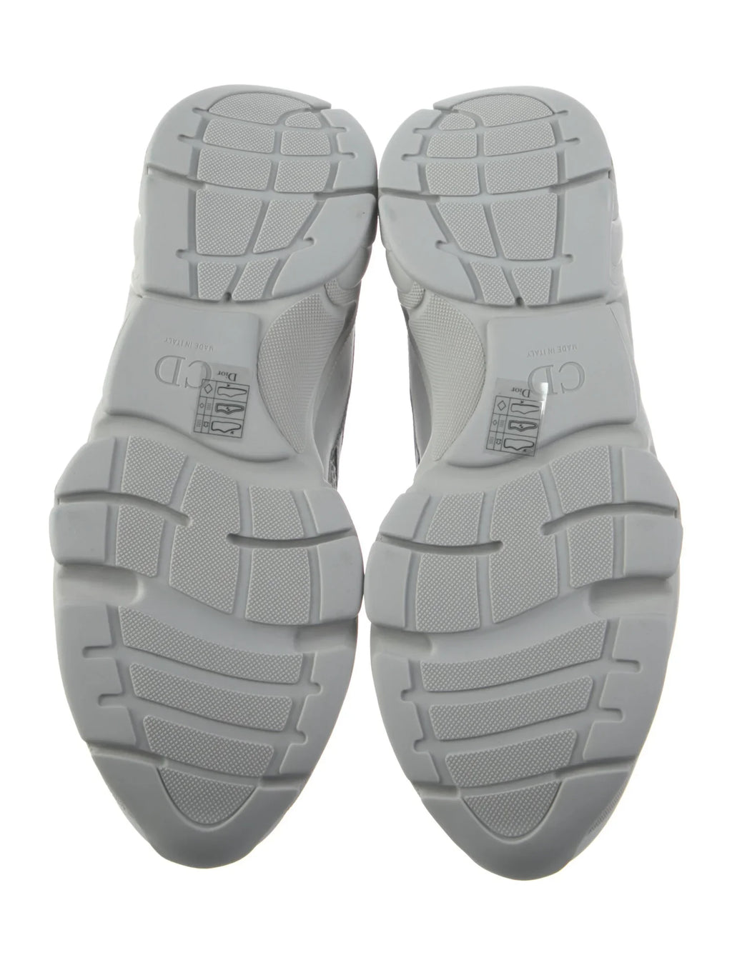 Fully Grey B22