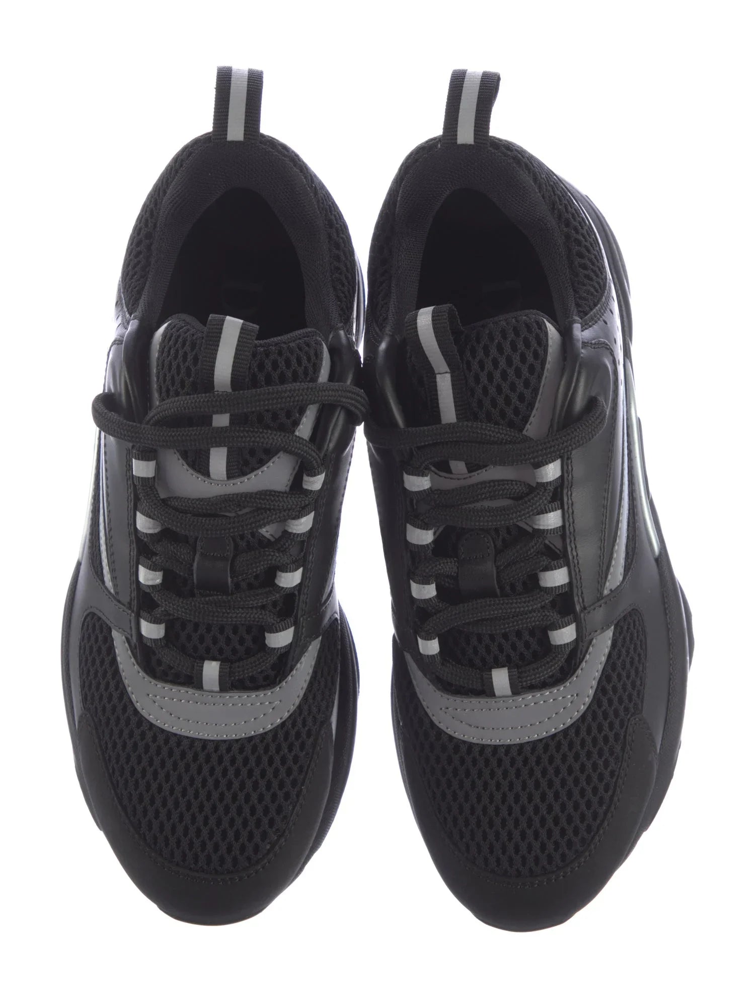 Black Silver B22