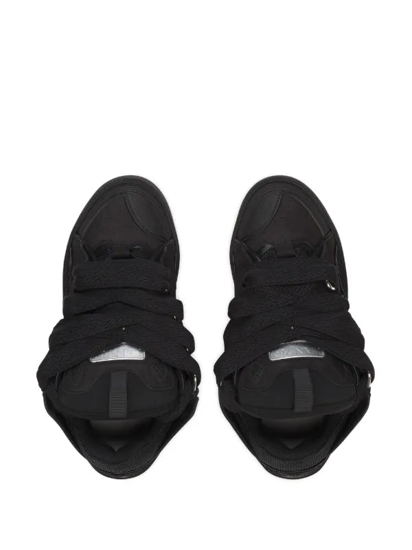Triple Black - Curb Sneakers