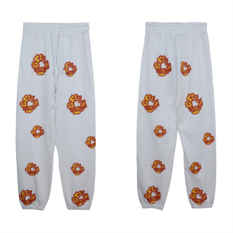 DT 'Offset Wreath White' Sweat Pants