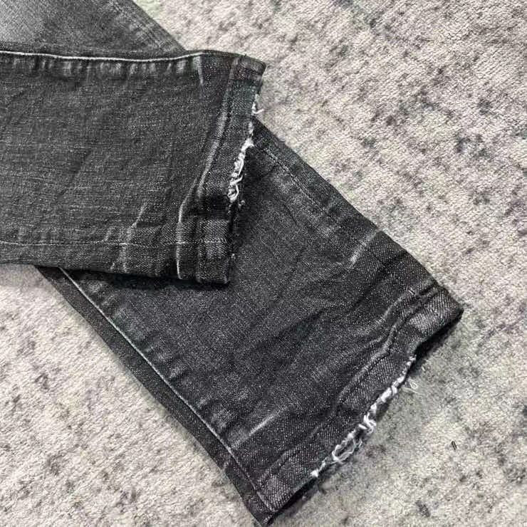 Distressed Skinny Jeans
