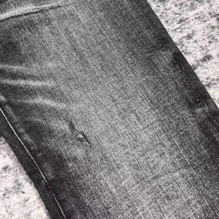 Distressed Skinny Jeans
