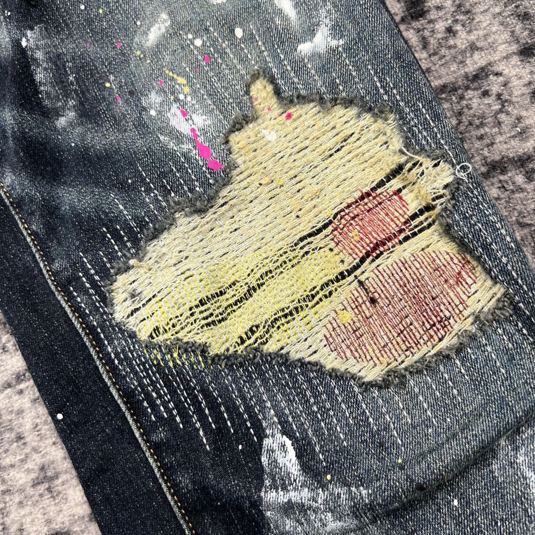Distressed Skinny Jeans