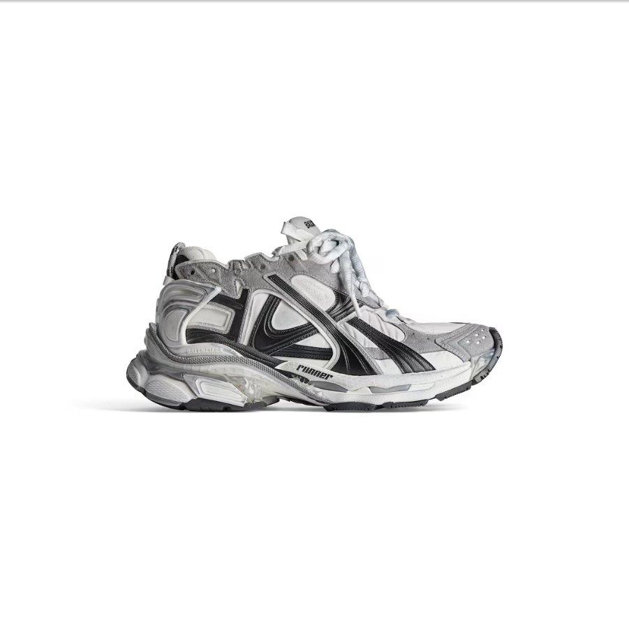 Men's Runner Sneaker in Gray
