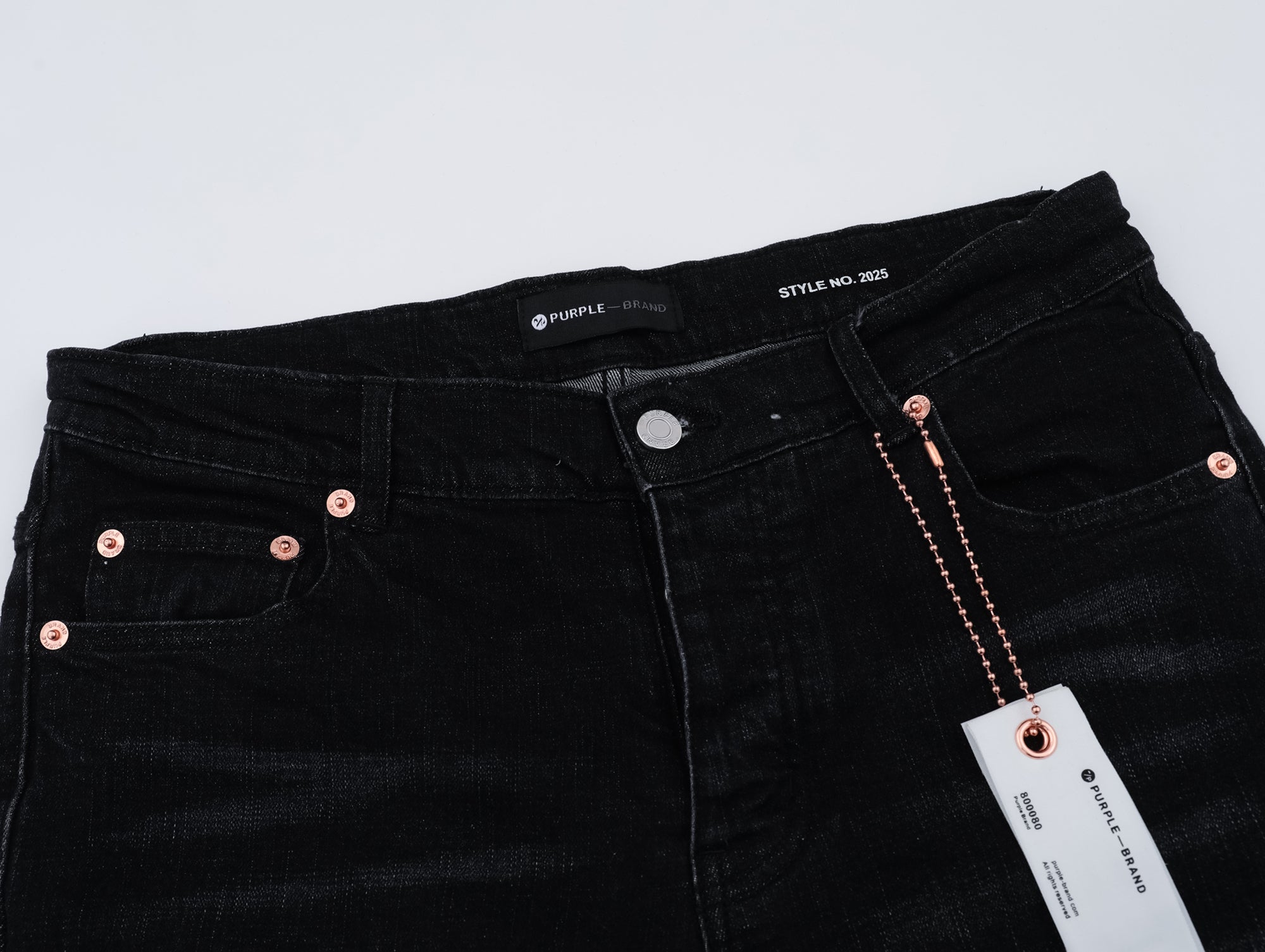 P506 BLK Ripped Jeans