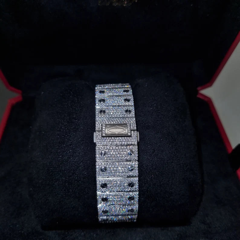 Carti3 White Face Moissanite