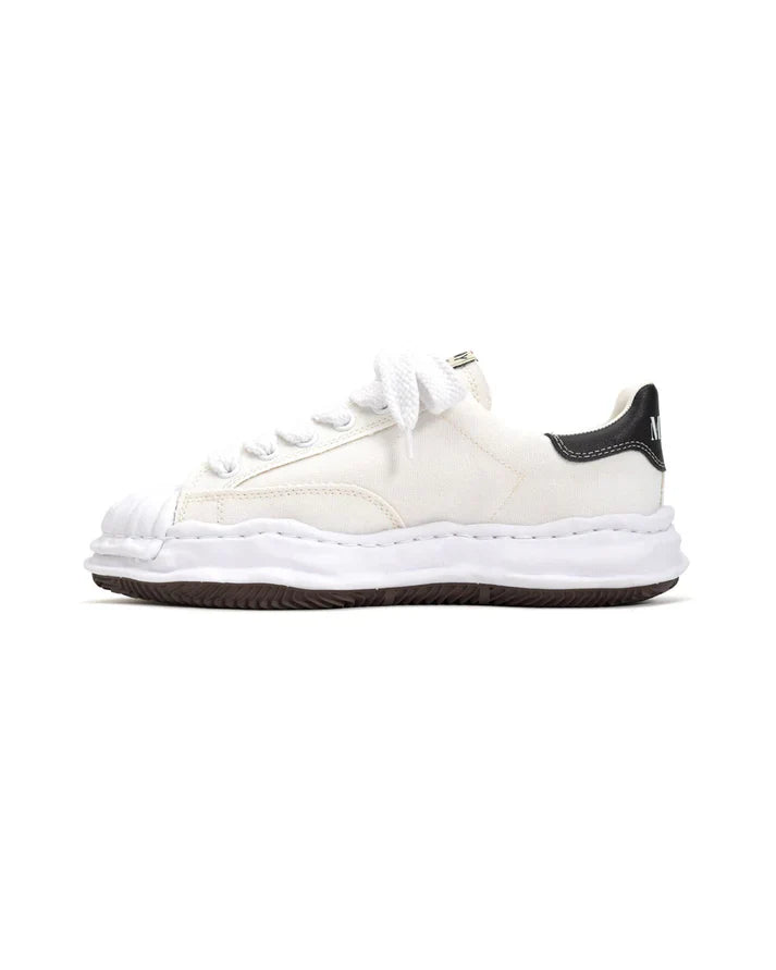 "Maison" White MMY Shoes