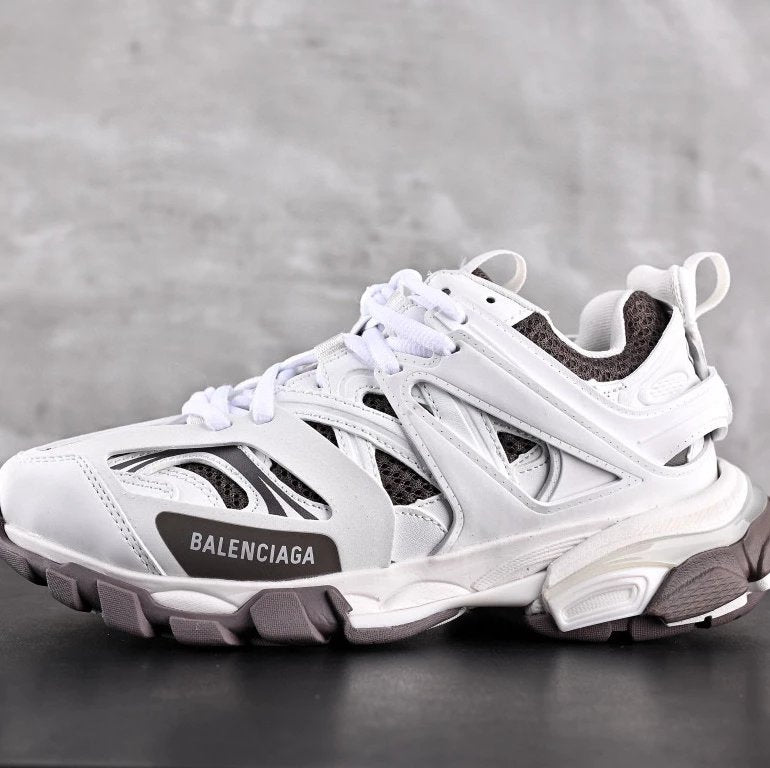 White Brown Track 3.0